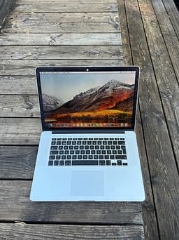 Apple MacBook Pro laptop 15 tum silver 2018