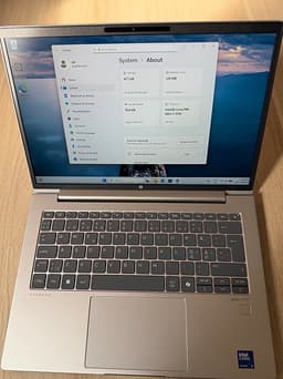 HP ProBook 440 G11 i väldigt bra skick