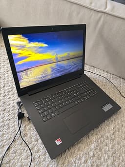 Lenovo bärbar dator 15 tum svart