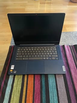 Lenovo Chromebook laptop blå färg
