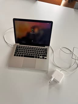 MacBook Pro (Retina, 13 tum)