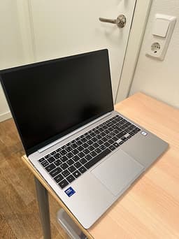 Samsung Galaxy Book5 15,6” – Core Ultra 7 / 16 GB / 1 TB