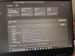 Lenovo laptop 15 tum svart med bakgrundsbelyst tangentbord