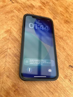 Apple iPhone 12 svart