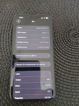 Apple iPhone 13 128 GB svart