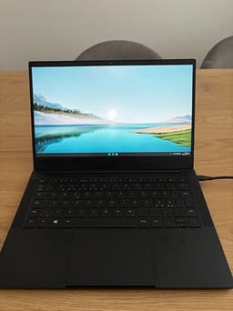 Razer Blade Stealth 13 i7-11th/1650Ti/16GB/512GB/120Hz