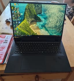 Acer predator Helios 18 PH18-71