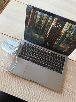 Apple MacBook laptop 13 tum grå