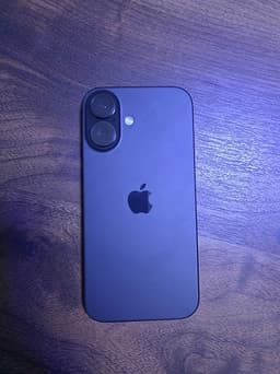 ✨ iPhone 16 128GB – 100% Batterihälsa – Nyskick ✨