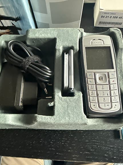 Nokia 6230i
