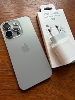 Apple iPhone 15 Pro 128 GB – Natural Titanium