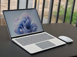 Surface Laptop 7 ARM / 16gb/2TB
