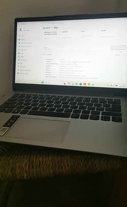 Lenovo IdeaPad 14ADA7