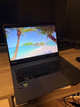 MSI Creator Z16 HX Studio – i9-13950HX / RTX 4070 / 64GB DDR5 RAM / 2TB SSD