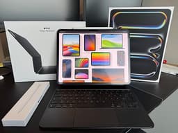 iPad Pro 13" (M5) 512GB WiFi + Magic Keyboard & Pencil Pro – Nyskick!