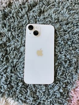 Apple iPhone 14 starlight