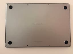MacBook Pro 16" M1 Pro (2021) – 32 GB RAM, 512 GB SSD, med originalkartong