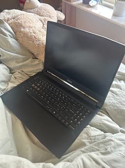 Katana 15 B13VFK-898NEU