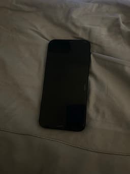 Apple iPhone 13 128 GB svart