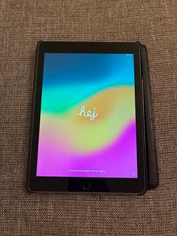 Apple iPad 6th generation surfplatta 32 GB svart