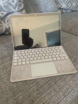 Microsoft surface go3