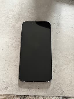 iPhone 13 256 GB – fullt fungerande + tillbehör