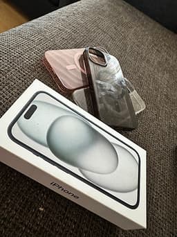 Apple iPhone 15 Pro 128 GB svart
