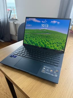 ASUS Zenbook 14 OLED – Core Ultra 5 / 16GB / 512GB / Touch