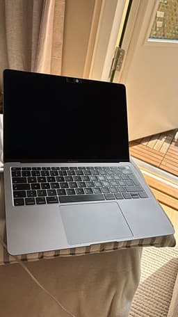 MacBook Air Retina 13” 2018 – 1,6 GHz i5