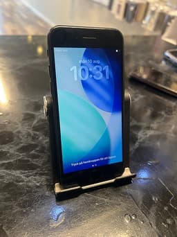 iPhone SE
