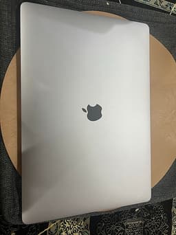 MacBook Pro 16 tum 2019, Intel Core i7, 16 GB RAM, 500 GB SSD
