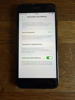 Apple iPhone SE (3:e generationen, 2022) 64 GB svart