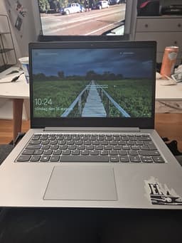 Lenovo bärbar dator 14 tum silver