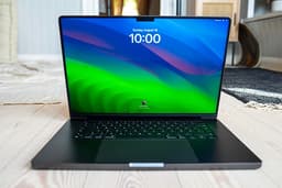 MacBook Pro 16" M3 Max, 128gb ram, 40 core gpu