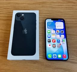 iPhone 13 128 GB svart