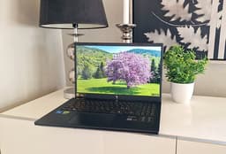 Acer Nitro V15 | RTX 5070 | i5-13420H | 16GB | 512GB | Gaming Laptop
