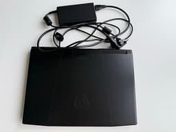 MSI Katana A15 AI B8V gaminglaptop 15,6" svart