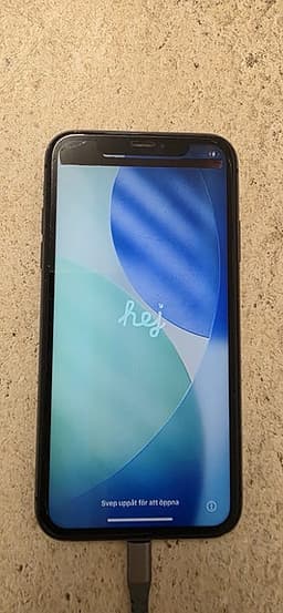 Apple iPhone 11 64GB svart