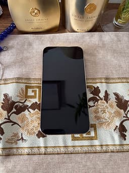 Apple iPhone 12 Pro Max mobiltelefon guld