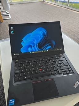 Lenovo ThinkPad T14 G2 | i5-1135G7 | 14"