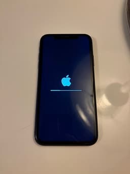 Apple iPhone 11 mobil 64 GB svart