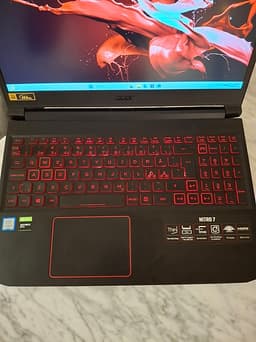 Acer Nitro 7 Gaming Laptop – GTX 1650 / 16 GB RAM / 144 Hz