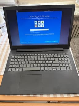Lenovo laptop 15 tum svart