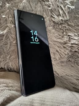 Samsung Galaxy Z Fold 5 mobil 256 GB svart Ev Byte pengar i mellan.
