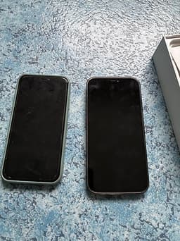 Apple iPhone 11 64 GB & IPhone 12 Pro Max 128 GB