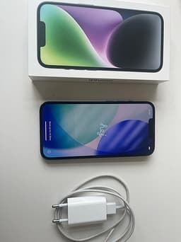 Apple iPhone 14 256 GB svart i mycket bra skick
