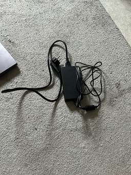 MSI laptop 15 tum svart