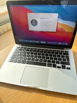 Apple MacBook pro 2015 retina dator 13 tum.
