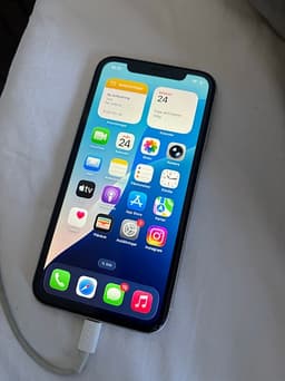 Apple iPhone 11 64 GB vit