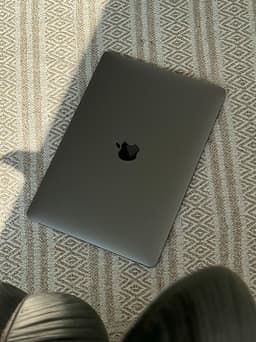 MacBook Air M1, 2020 – 13.3 Retina, 8GB RAM, 256GB SSD (Nyskick)